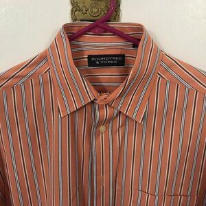 Mens dress shirt Roundtree & York. Medium